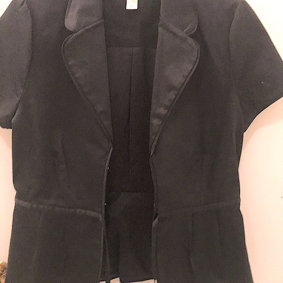 OLD NAVY BLACK Cap Sleve crop JACKET/BLAZER. Sz Med - Picture 3 of 13